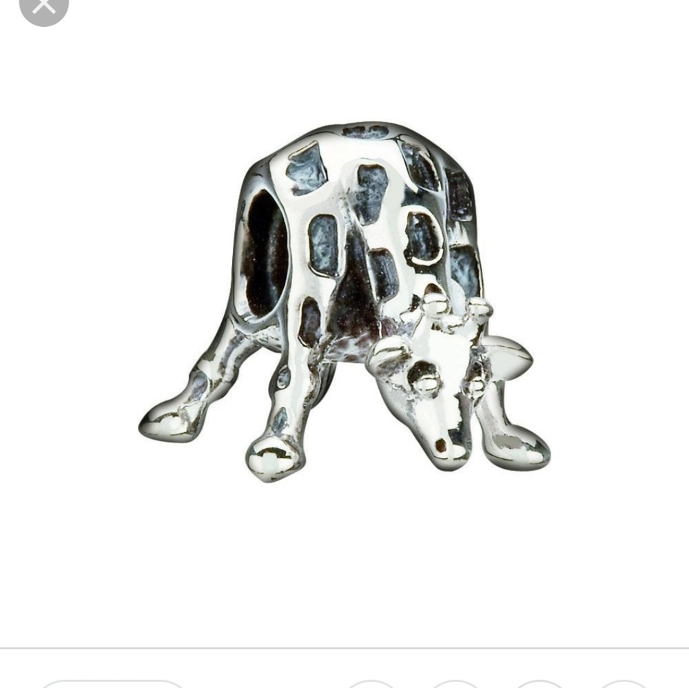 Chamilia Giraffe Charm